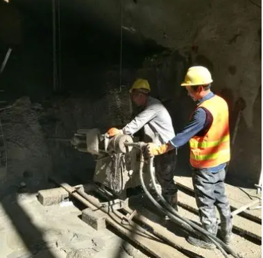 崇仁水下抗分散灌浆料特点 水下不分散注浆料介绍