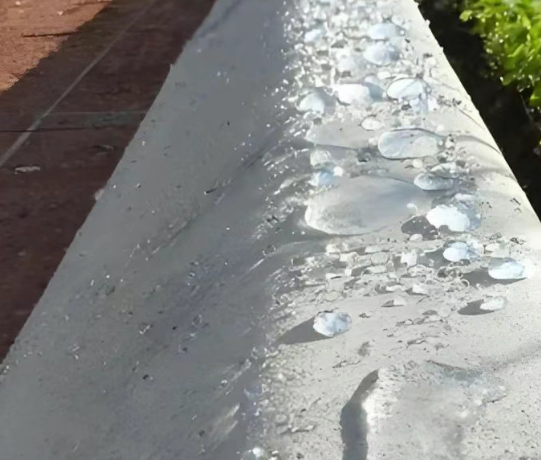 崇仁硅烷浸渍涂料在混凝土保护中的应用